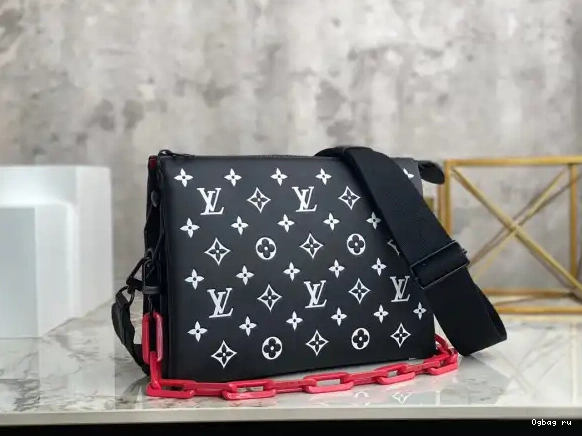 COUSSIN PM LOUIS VUITTON 0423